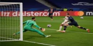 中场对决：胜负的关键所在-ug娛樂城