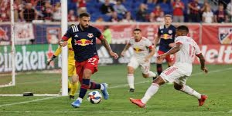 安菲尔德之战：心理与历史的双重考验-ug娛樂城