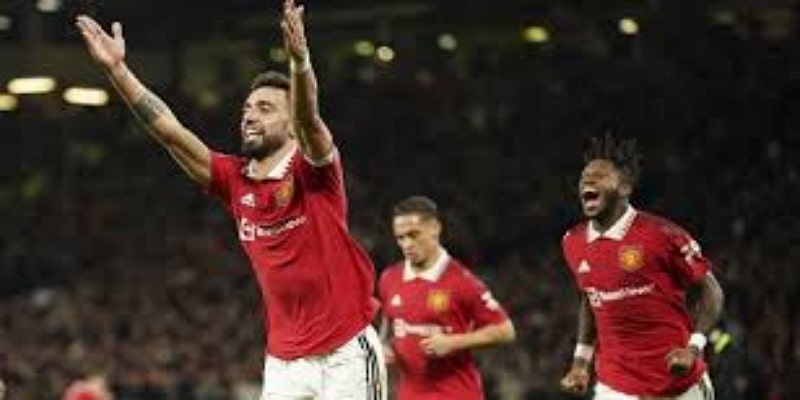 战术体系中的不可替代性与曼联的B计划  -  爱游戏体育