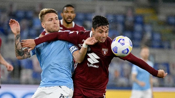 比赛进程回顾：上半场胶着下半场决胜